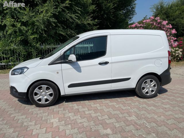 Ford Transit Courier 1.5 TDCi 75CV Van Trend - foto 2 di 4