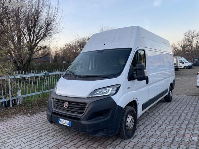 Fiat Ducato 35 3.0 CNG PLM-SL-TA Furgone Maxi usato a PAVIA