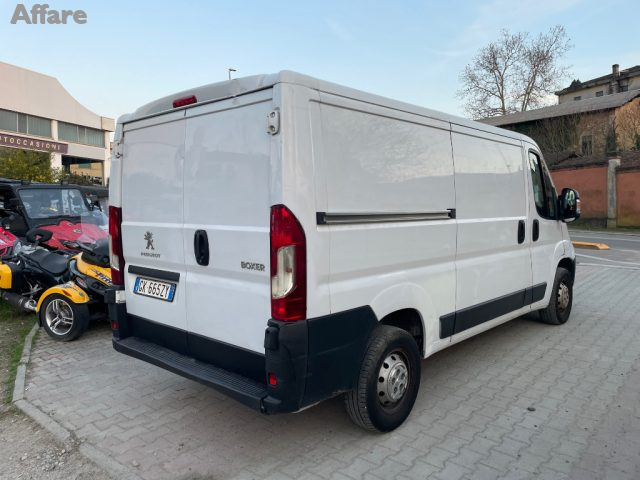 Peugeot Boxer 30 2.2 BlueHDi 120 S&S PM-TN Furgone, del 2022, 102.000 km, in vendita a Pavia (PV)