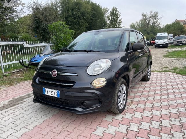Fiat 500L 1.3 Multijet 95 CV Urban, del 2019, 103.000 km, in vendita a Pavia (PV)