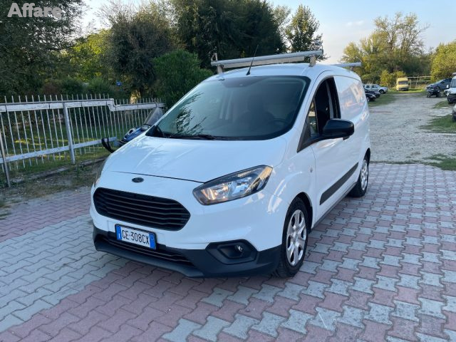 Ford Transit Courier 1.5 TDCi 75CV Van Trend, del 2021, 131.000 km, in vendita a Pavia (PV)
