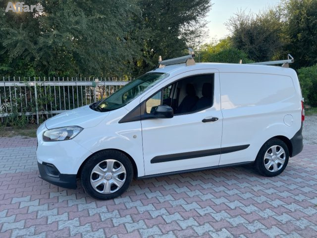 Ford Transit Courier 1.5 TDCi 75CV Van Trend - foto 2 di 4