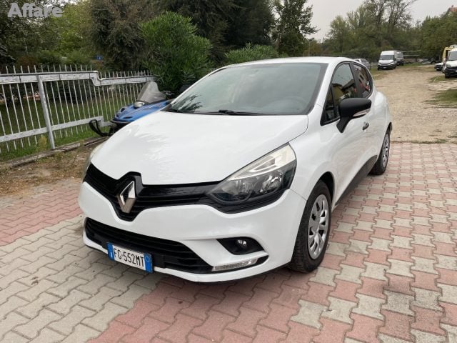 Renault Clio 1.5 dCi 8V 75CV Start&Stop 5 porte Van, del 2016, 114.000 km, in vendita a Pavia (PV)