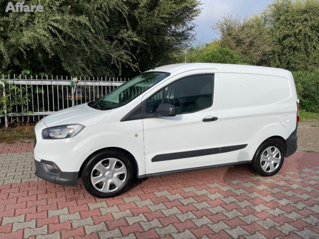 Ford Transit Courier 1.5 TDCi 75CV Van Trend - foto 2 di 4