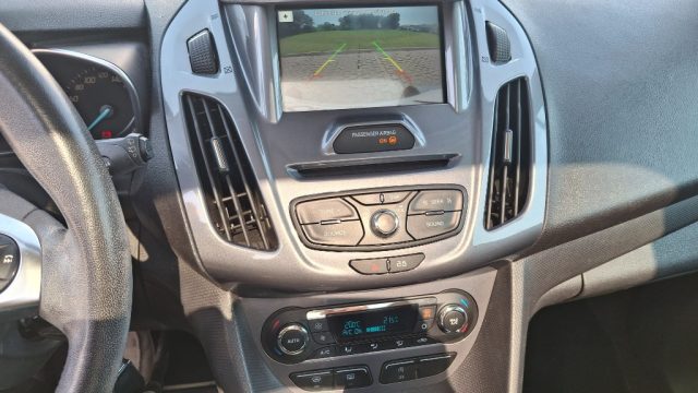 Ford Tourneo Connect 1.5 TDCi 120 CV Powershift Titanium all.disabili - foto 4 di 4