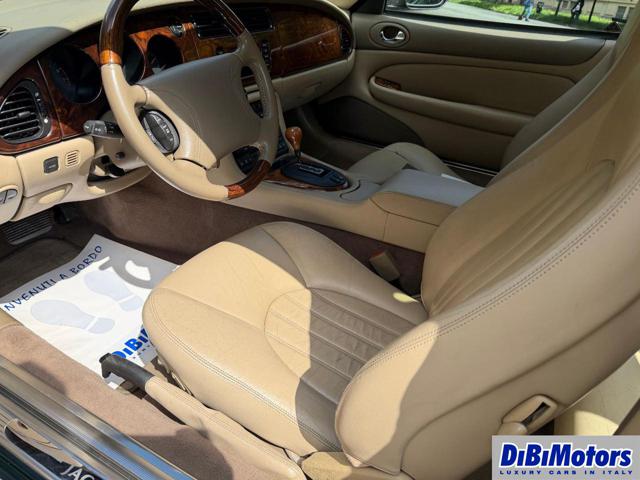 Jaguar XKR 4.0 R BRITISH GREEN INTERNO MAGNOLIA! - foto 2 di 4