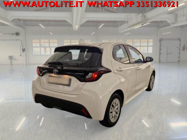 Toyota Yaris 1.5 Hybrid 5 porte Business - foto 3 di 15