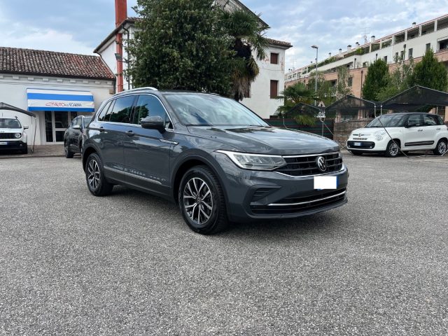 Volkswagen Tiguan 2.0 TDI SCR Life 1 PROPRIETARIO KM TAGLIANDATI - foto 2 di 4