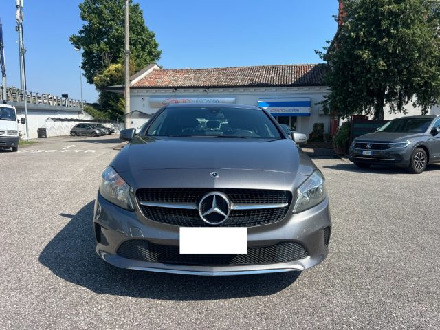 Mercedes-Benz A 180 d Automatic Sport AUTO PER NEOPATETANTI - foto 4 di 4