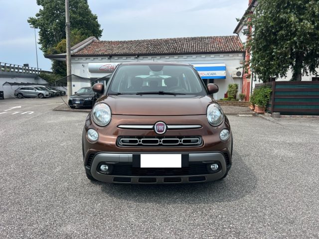 Fiat 500L 1.6 Multijet 120 CV City Cross AUTO PER NEOPATENTA - foto 2 di 4