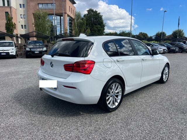 BMW 118 d 5p. Sport - foto 4 di 4