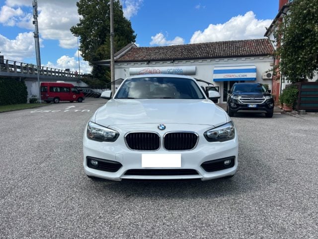 BMW 118 d 5p. Sport - foto 2 di 4