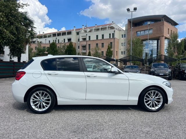 BMW 118 d 5p. Sport - foto 3 di 4