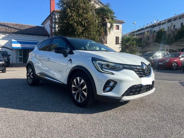 Renault Captur Blue dCi 95 CV Intens 95CV PERFETTA!!!!!!!!!!!!, del 2020, 127.000 km, in vendita a Portogruaro (VE)