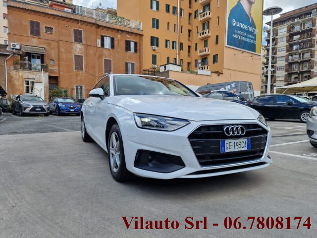 Audi A4 Avant 30 TDI/136 CV S tronic Business Hybrid usato a ROMA