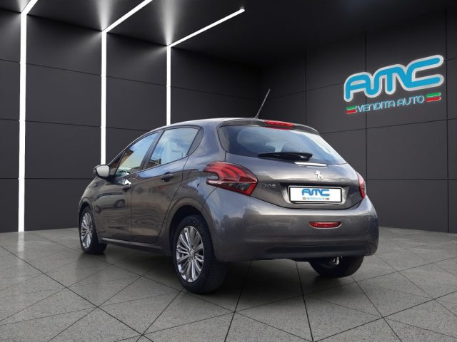 Peugeot 208 1� serie PureTech 82 5 porte Allure - foto 4 di 4