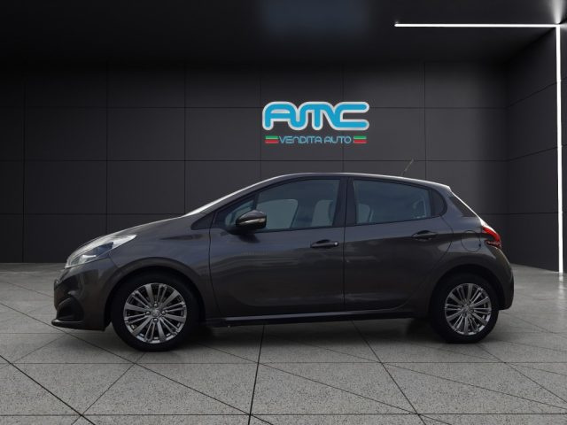 Peugeot 208 1� serie PureTech 82 5 porte Allure - foto 3 di 4
