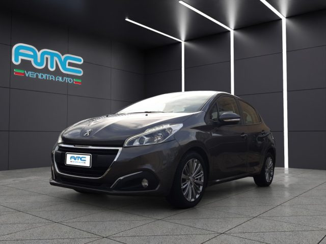 Peugeot 208 1� serie PureTech 82 5 porte Allure - foto 2 di 4