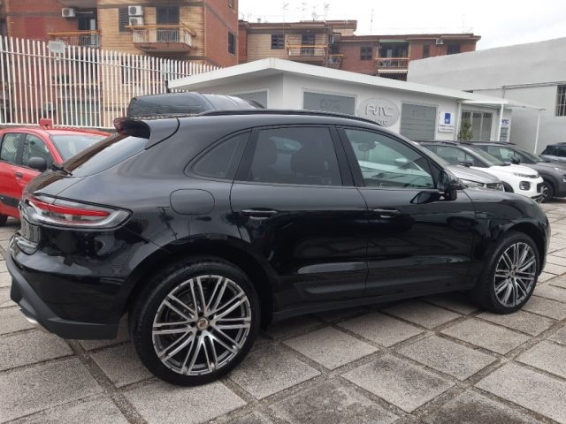 Porsche Macan 2 - foto 3 di 4