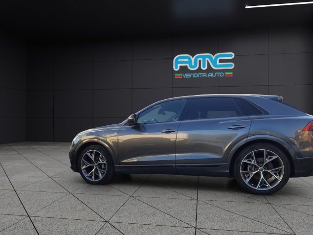 Audi Q8 50 TDI 286 CV quattro tiptronic Sport - foto 3 di 4