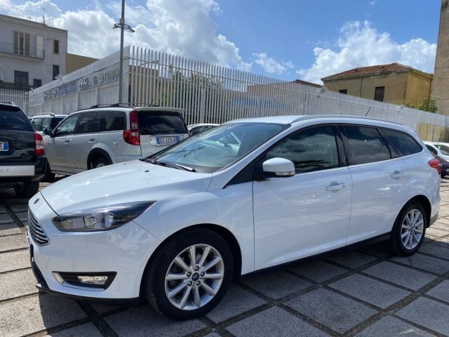 Ford Focus 1.5 TDCi 120 CV Start&Stop SW Titanium - foto 2 di 4