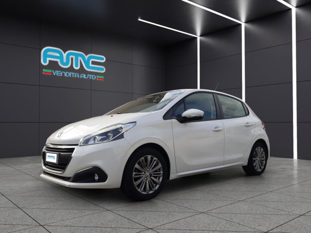Peugeot 208 1� serie PureTech 82 5 porte Allure - foto 2 di 4