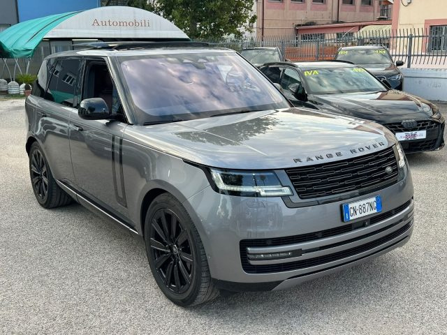 Land Rover Range Rover 4.4 V8 AUTOBIOGRAPHY 530CV IVA PANO PELLE KAMERA - foto 3 di 4