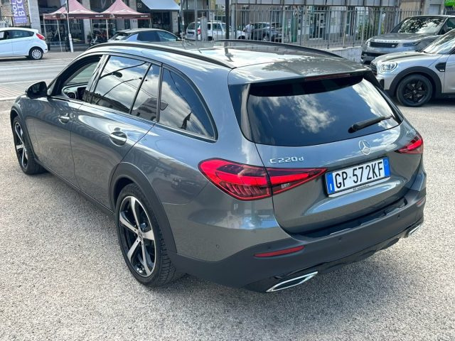 Mercedes-Benz C 220 d PREMIUM ALL-TERRAIN 4MATIC - IVA - UFFICIALE - foto 3 di 15