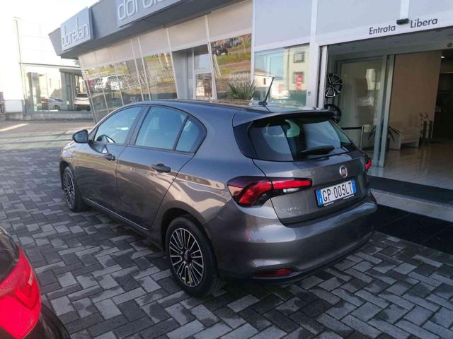 Fiat Tipo 1.0 5 porte - foto 2 di 4