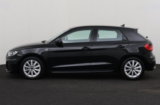 Audi A1 SPB 30 TFSI S tronic S line - foto 2 di 4