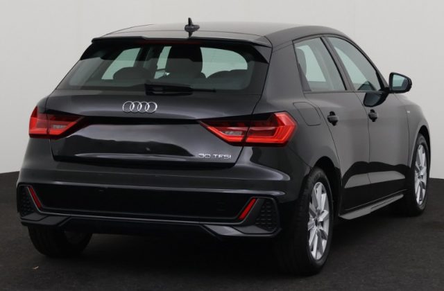 Audi A1 SPB 30 TFSI S tronic S line - foto 3 di 4
