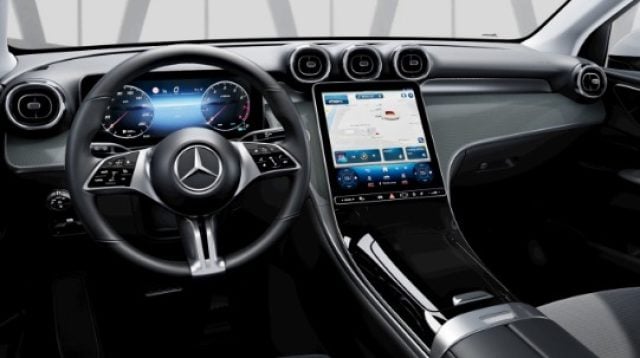 Mercedes-Benz GLC 220 d 4Matic Avantgarde Line N1 Autocarro Tetto Pan., del 2024, 25.000 km, in vendita a Liscate (MI)