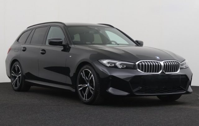 BMW 318 i Touring Msport - foto 4 di 4