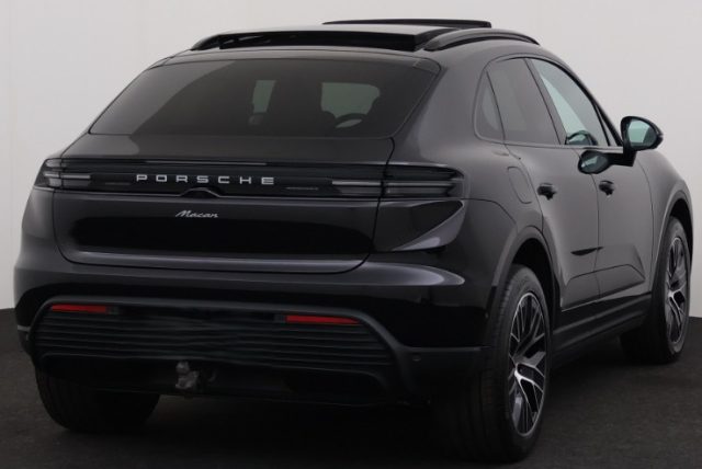Porsche Macan Ev Bose Tetto Panoramico PASM - foto 3 di 4