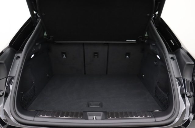 Porsche Macan Ev Bose Tetto Panoramico PASM usato a LISCATE