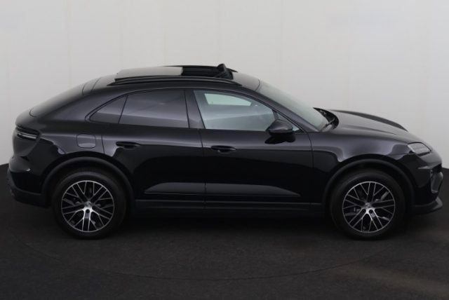 Porsche Macan Ev Bose Tetto Panoramico PASM - foto 2 di 4