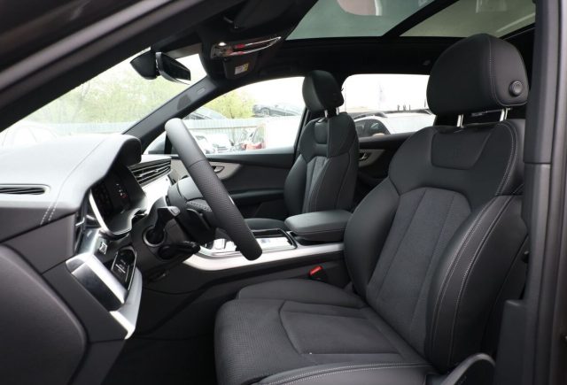Audi Q7 SUV 50 TDI quattro S line7/Posti MY2025 Tetto Ap. km 0 a LISCATE