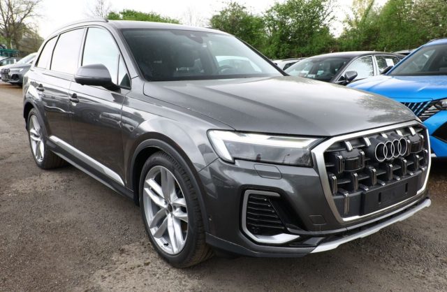 Audi Q7 SUV 50 TDI quattro S line7/Posti MY2025 Tetto Ap. km 0 a LISCATE