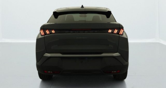 Peugeot 3008 Hybrid 145 e-DCS6 Allure km 0 a LISCATE