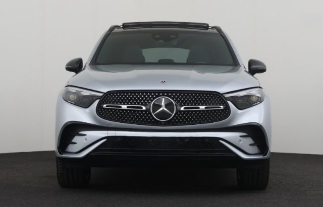 Mercedes-Benz GLC 300 de 4Matic Plug-in hybrid AMG Tetto Panoramico Ap., del 2023, 30.000 km, in vendita a Liscate (MI)