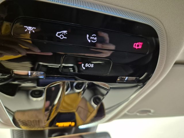 Mercedes-Benz C 200 d Mild hybrid S.W. Avantgarde N1 Autocarro usato a LISCATE
