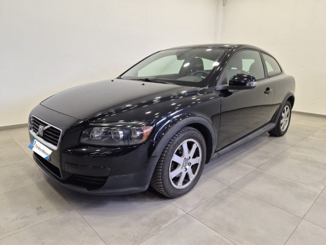 Volvo C30 1.6 D DRIVe - PER COMMERCIANTI - NEOPAT., del 2009, 200.000 km, in vendita a Liscate (MI)