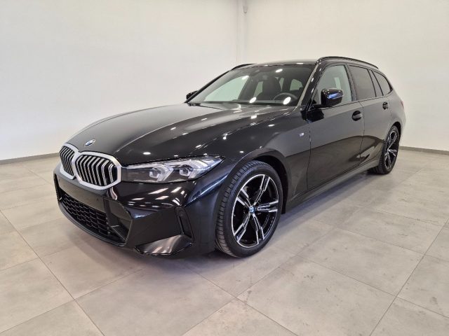 BMW 318 d 48V Touring Msport N1 Autocarro usato a LISCATE