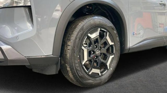 Nissan X-Trail e-Power e-4orce 4WD 7 posti N-Trek, del 2025, 1 km, in vendita a Liscate (MI)