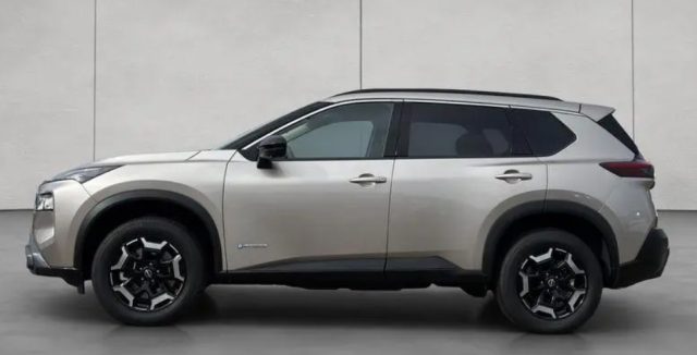 Nissan X-Trail e-Power e-4orce 4WD 7 posti N-Trek, del 2025, 1 km, in vendita a Liscate (MI)