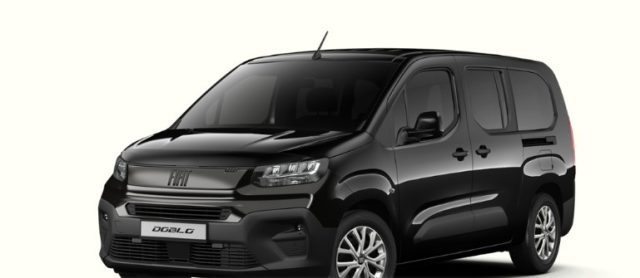 Fiat Doblo Dobl� 1.5 BlueHdi 130CV AT8 Combi Maxi N1 Pack Com - foto 2 di 4