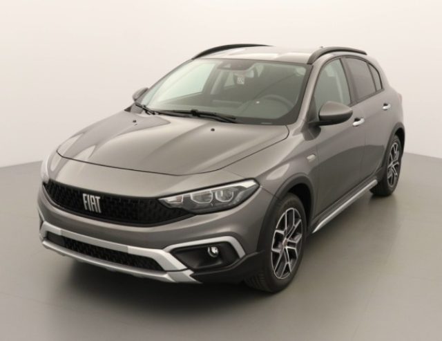 Fiat Tipo 1.5 Hybrid DCT 5 porte Cross km 0 a LISCATE