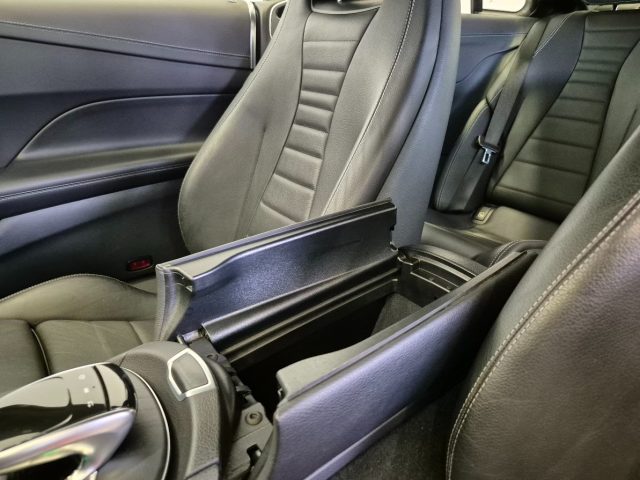 Mercedes-Benz E 220 d Auto AMG line Premium - Cam - Carplay - Lim, del 2017, 230.000 km, in vendita a Liscate (MI)