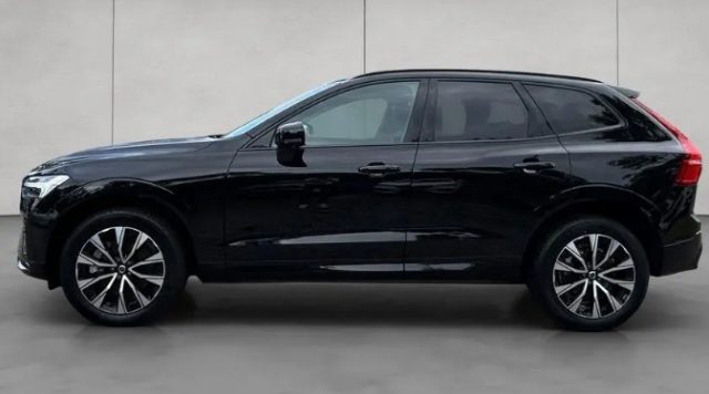Volvo XC60 B4 (d) AWD automatico Plus Dark N1Autocarro, del 2024, 25.000 km, in vendita a Liscate (MI)