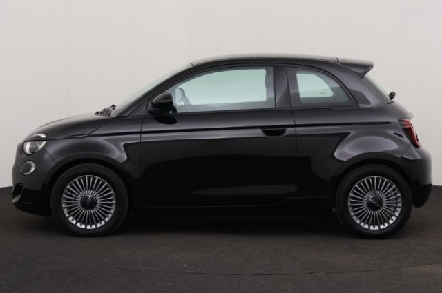 Fiat 500e Berlina 23,8 kWh Icon - foto 2 di 4
